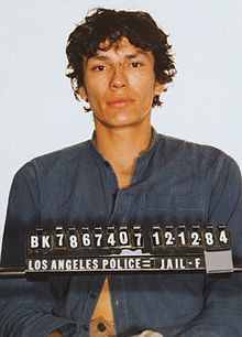 Richard Ramirez s&aacute;t&aacute;nista sorozatgyilkos