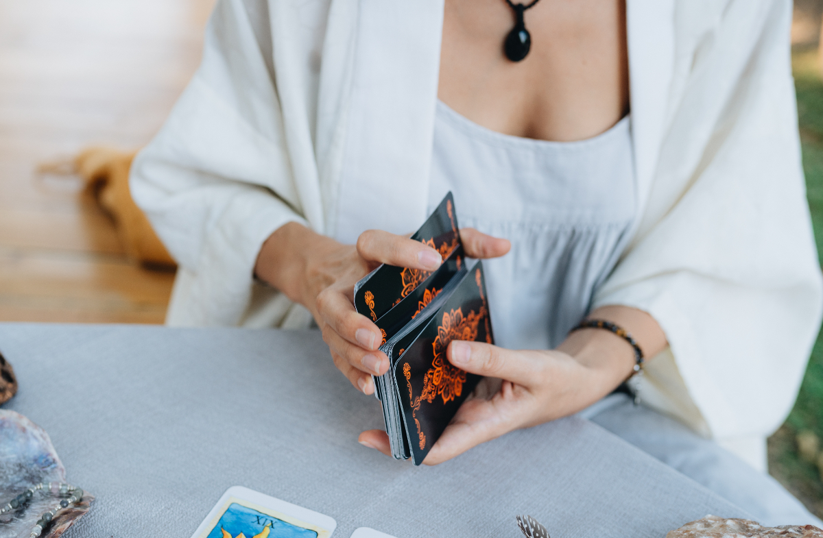Heti Tarot j&oacute;sl&aacute;s
