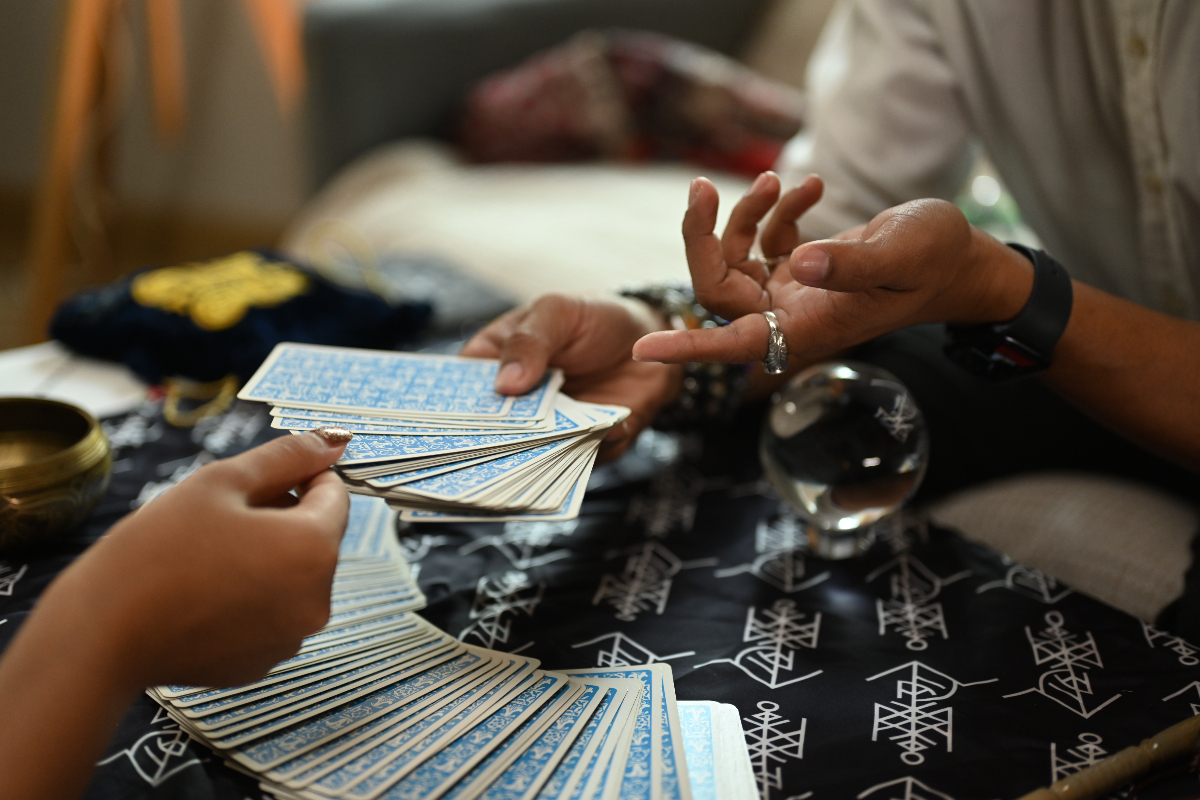 Heti Tarot j&oacute;sl&aacute;s
